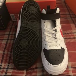 Girls Nike Court Borough Mid 2